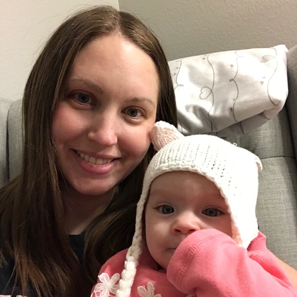 Meet your Posher, Meredith - Picture 2 of 5